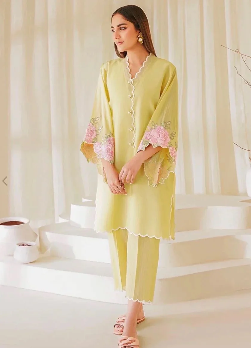 Pak Lawn Suit