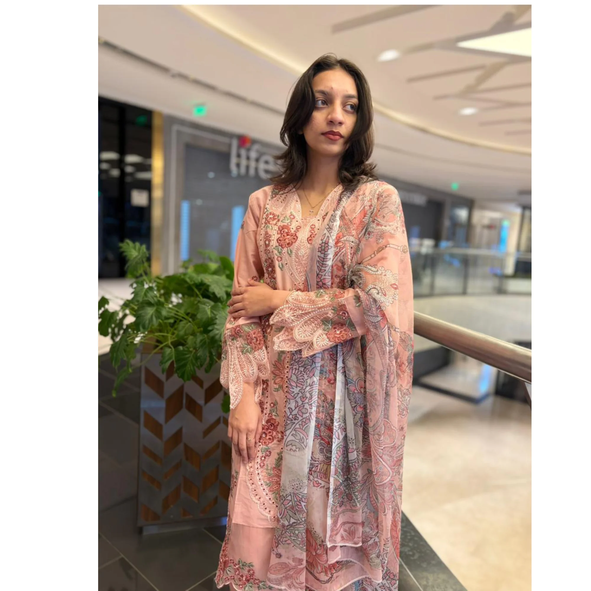 Pakistani Lawn suit 3