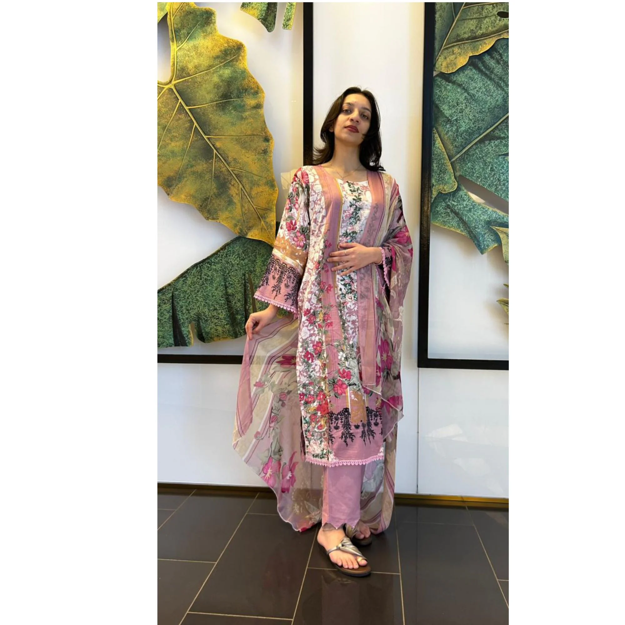 Pakistani lawn suit 4