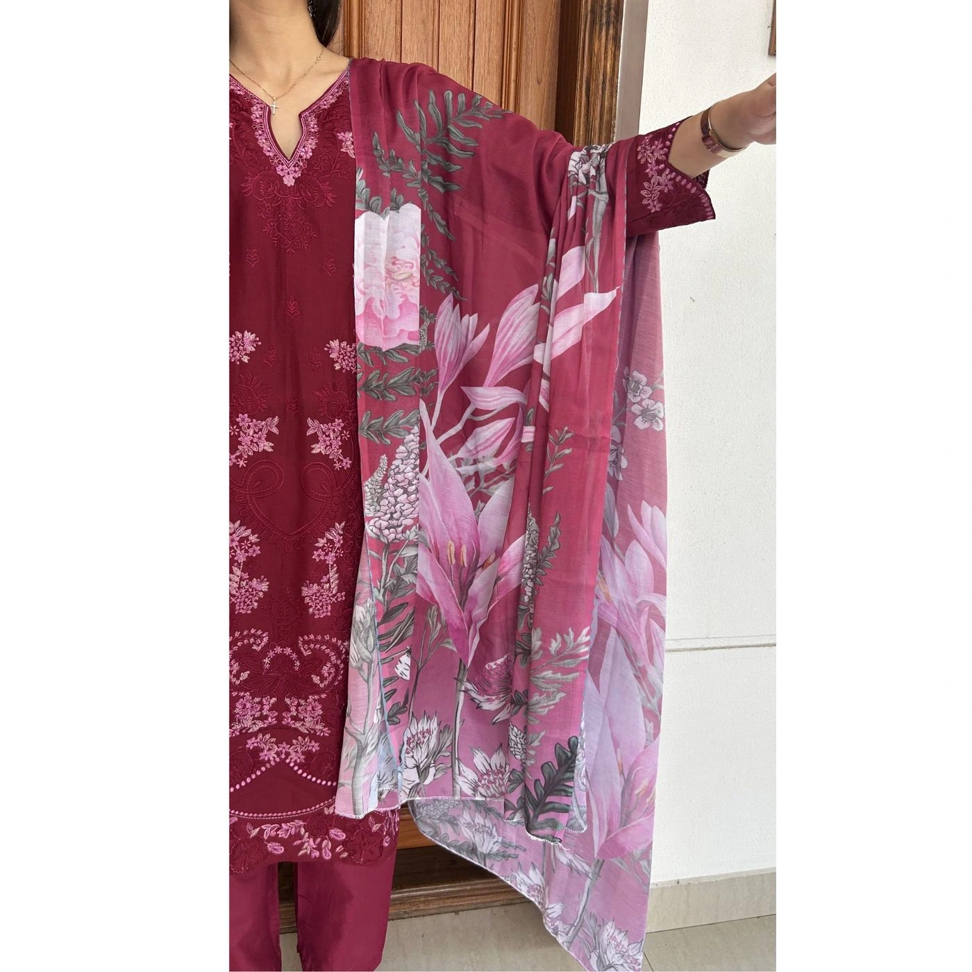 Pakistani lawn suit 4